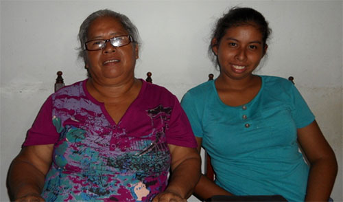 Maria Pinto and her daughter Eyleen